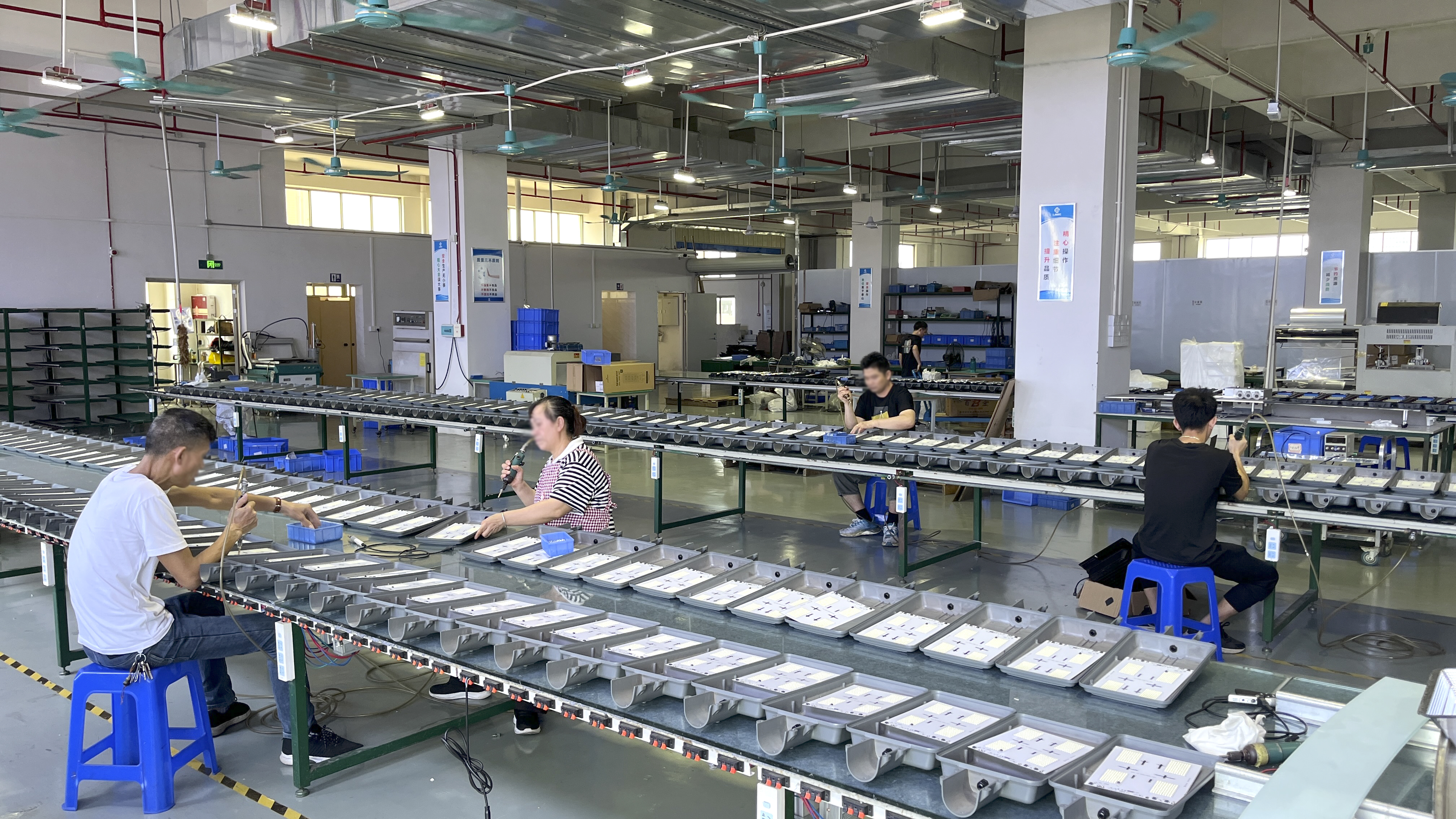 太陽(yáng)能一體化路燈-YN2(圖5) 太陽(yáng)能一體化路燈-YN2(圖5)